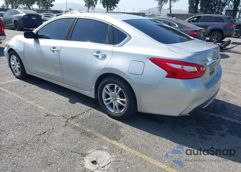 2016 Nissan Altima 2.5/2.5 S/2.5 Sl/2.5 Sr/2.5 Sv z USA, uszkodzony, nr VIN 1N4AL3AP5GN336089